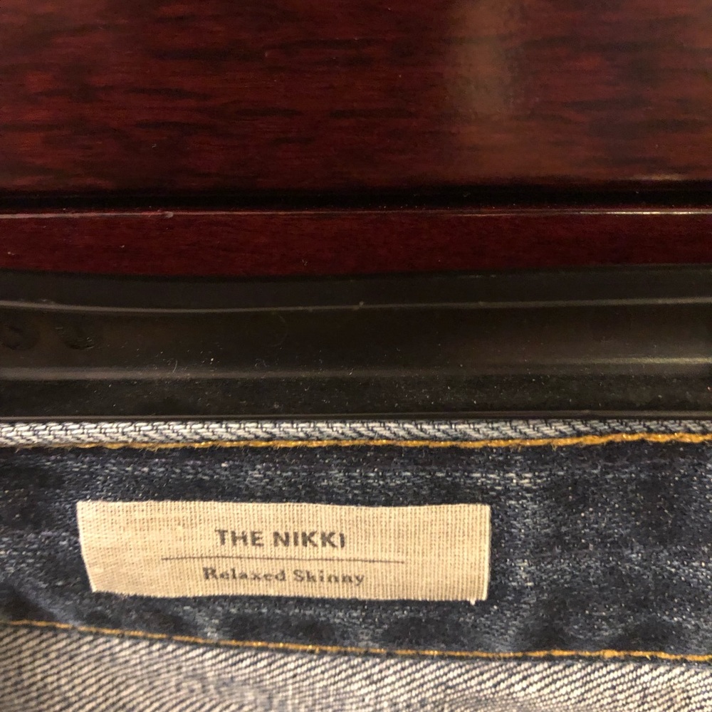 AG “The Nikki” relaxed skinny size 27 - Picture 5 of 6